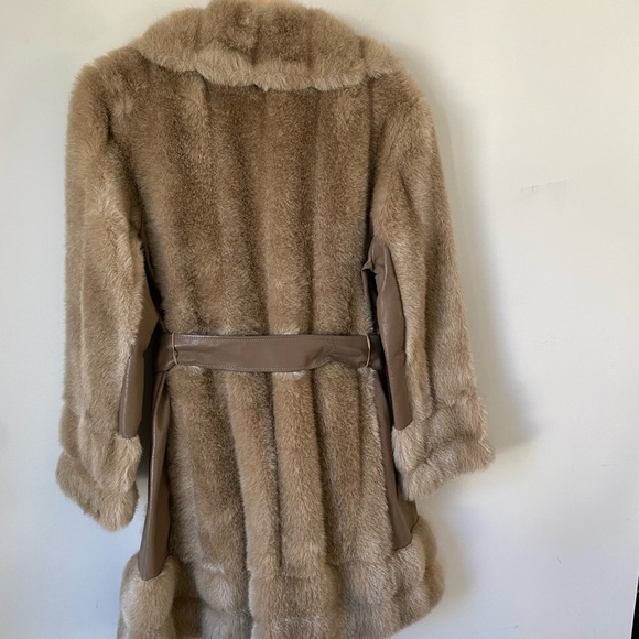 Kramer New Haven Tan Fur Leather Coat Size Medium - Picture 12 of 16